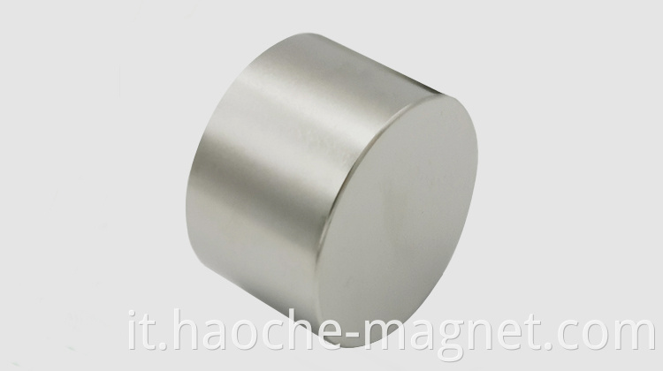 Fornitore di magnetico neodimio del cilindro diametricamente magnetizzato N35 N38 N40 N42 N45 N48 N50 N52 Magnet